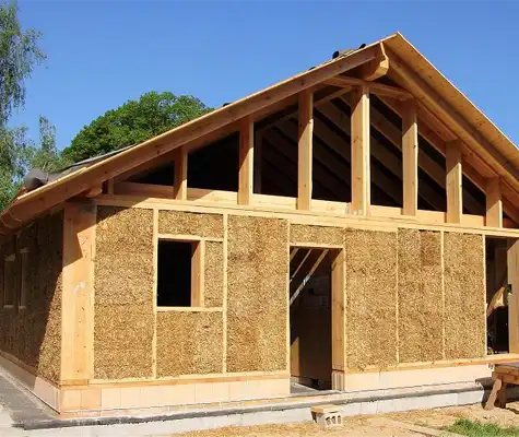 Соломенный дом